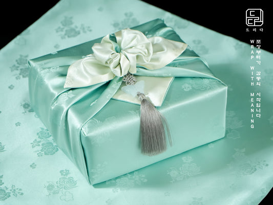 Floral Double Sided Bojagi (Light Ivory / Mint)