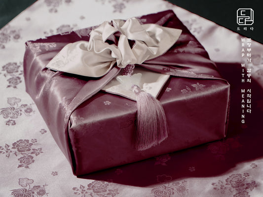 Floral Double Sided Bojagi (Light Ivory / Rich Chocolate)