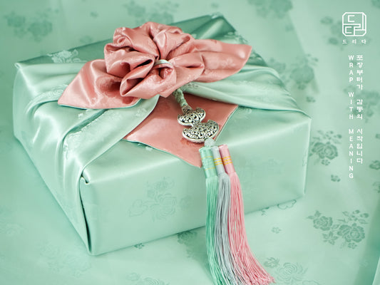 Floral Double Sided Bojagi (Mint / Warm beige)
