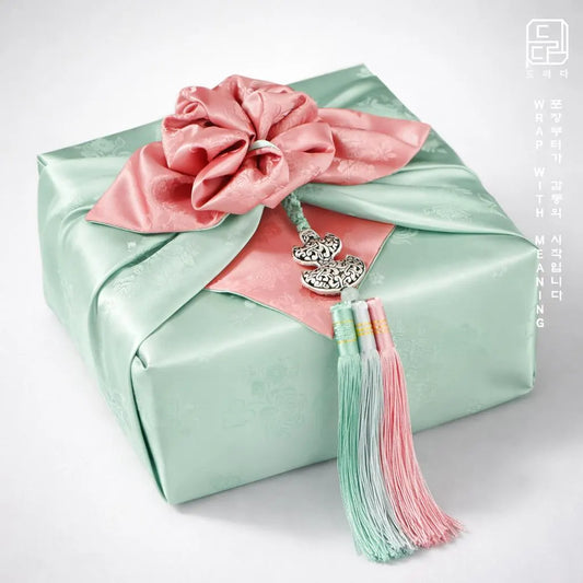 Floral Double Sided Bojagi (Mint / Warm beige)